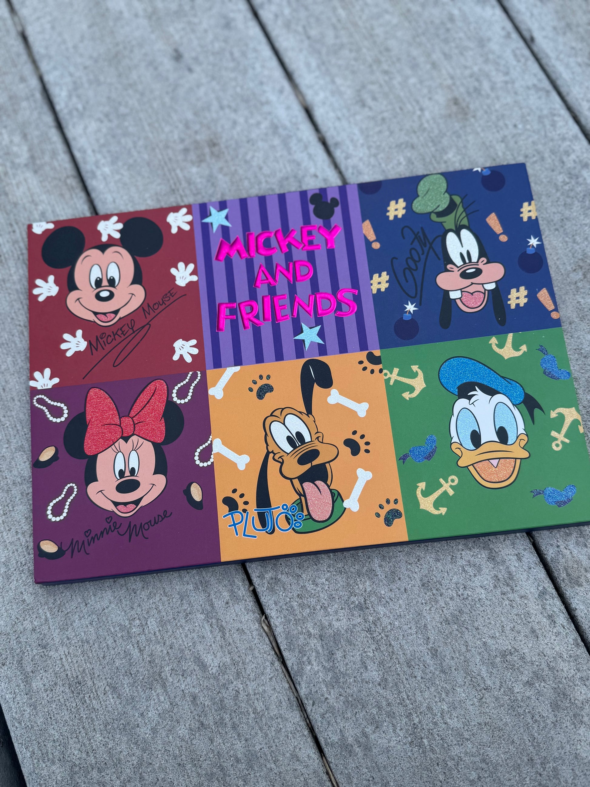 Ickey and Friends Pallet