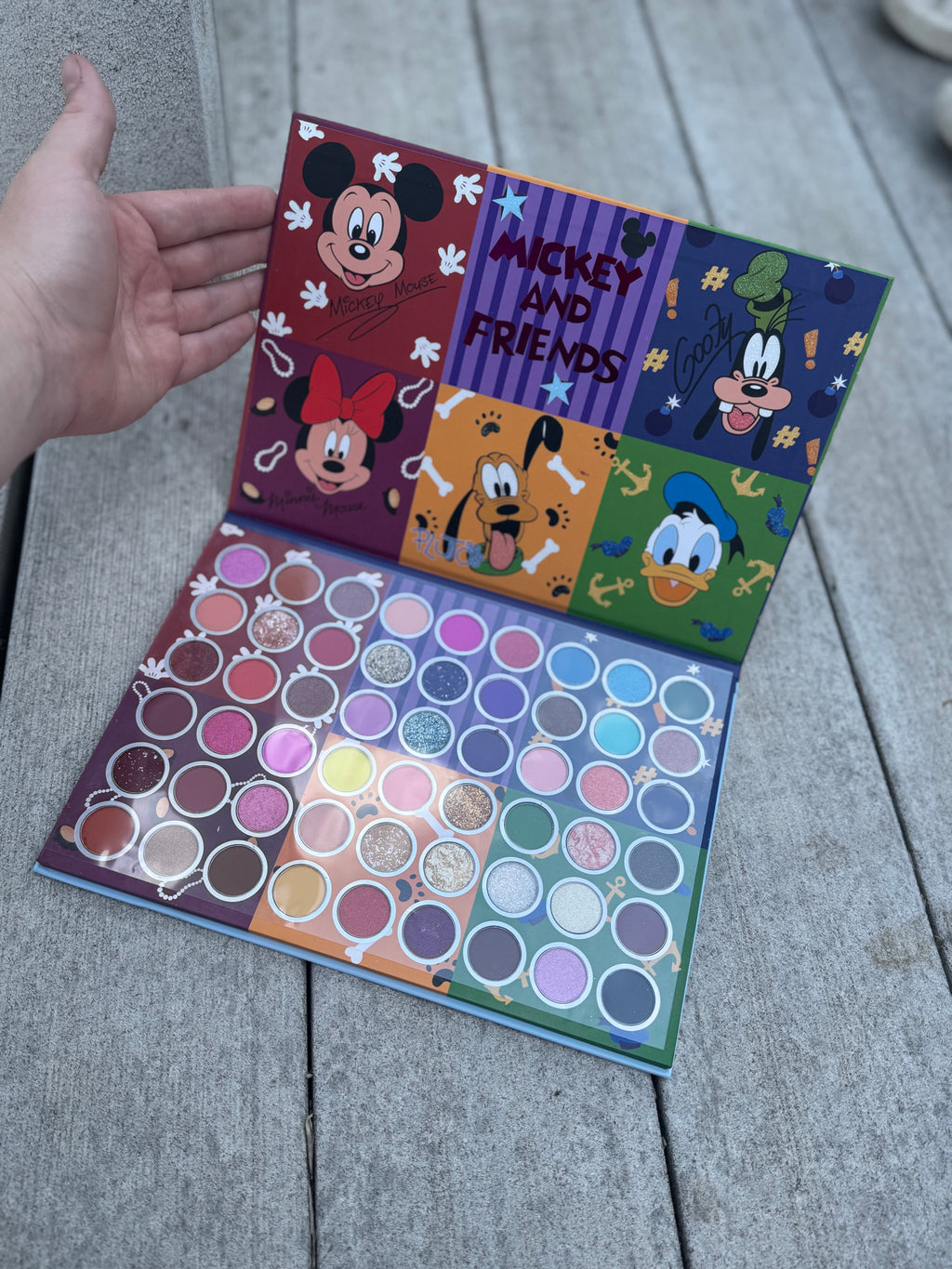 Ickey and Friends Pallet