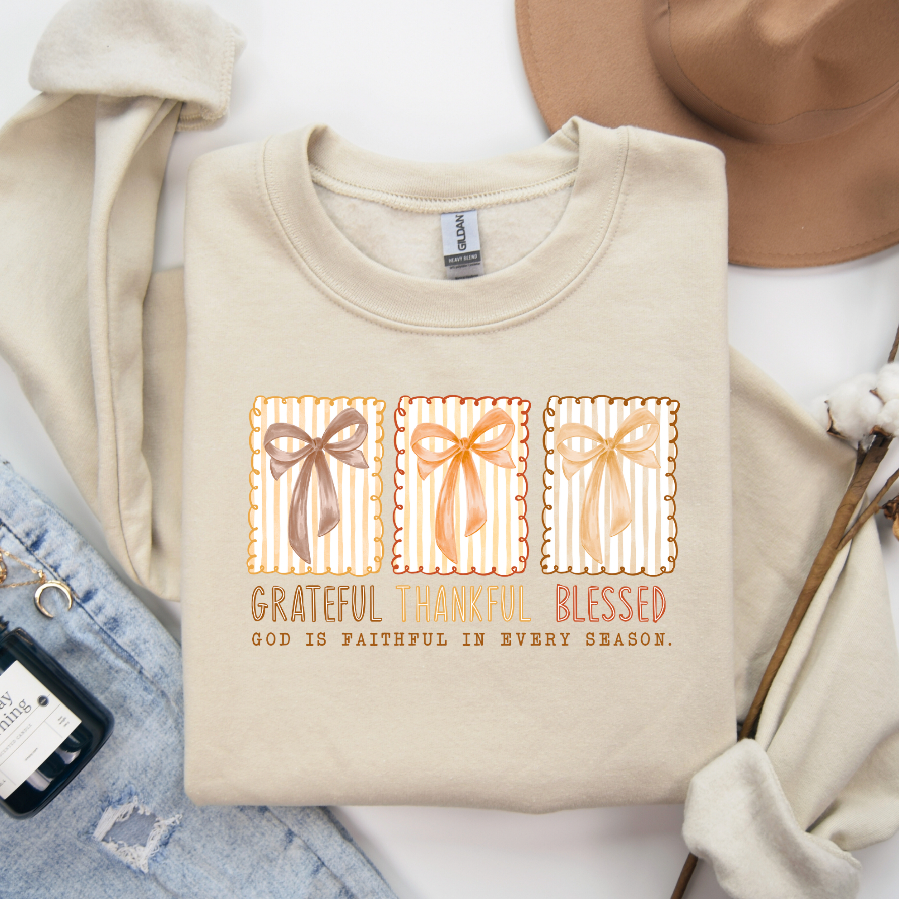 Grateful Thankful Bows Graphic Crewneck